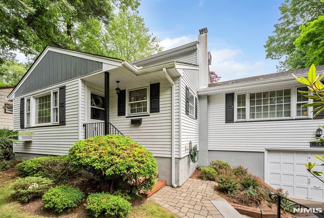 76 Ross Avenue, Demarest, NJ 07627