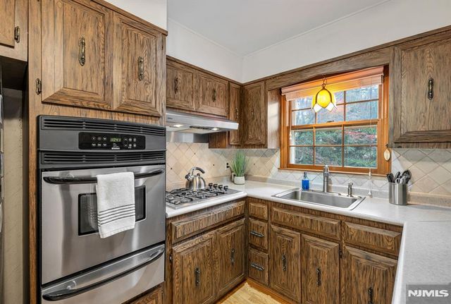 76 Ross Avenue, Demarest, NJ 07627