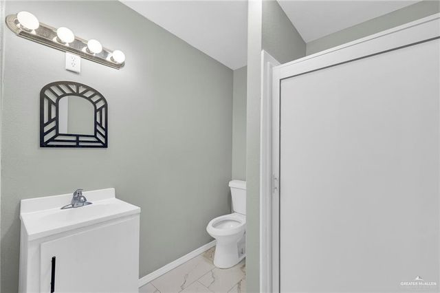 721 W 4th Street, Mission, TX 78572