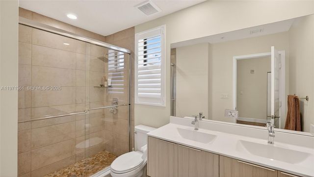 10455 NW 82nd St 9, Doral, FL 33178