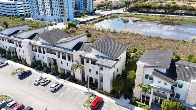 10455 NW 82nd St 9, Doral, FL 33178