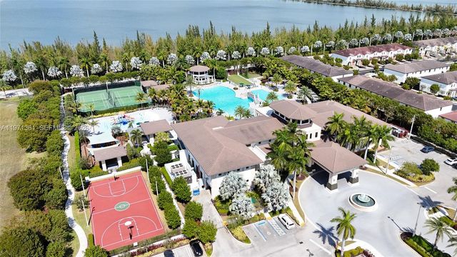 10455 NW 82nd St 9, Doral, FL 33178