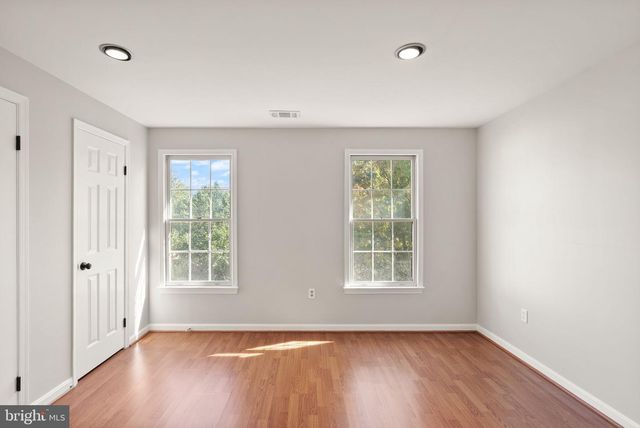 3005 HERITAGE SPRINGS CT, Alexandria, VA 22306