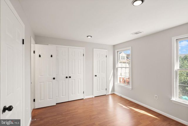 3005 HERITAGE SPRINGS CT, Alexandria, VA 22306