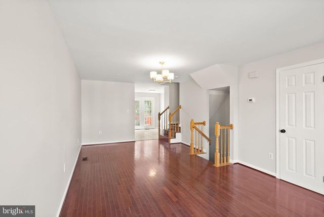 3005 HERITAGE SPRINGS CT, Alexandria, VA 22306