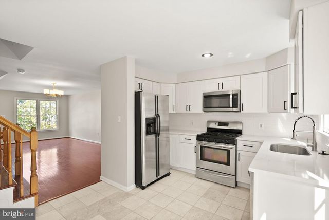 3005 HERITAGE SPRINGS CT, Alexandria, VA 22306