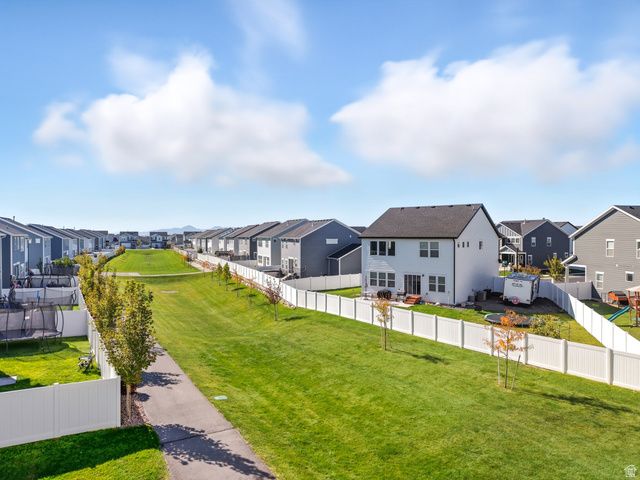 714 E GARDEN GROVE DR, Eagle Mountain, UT 84005