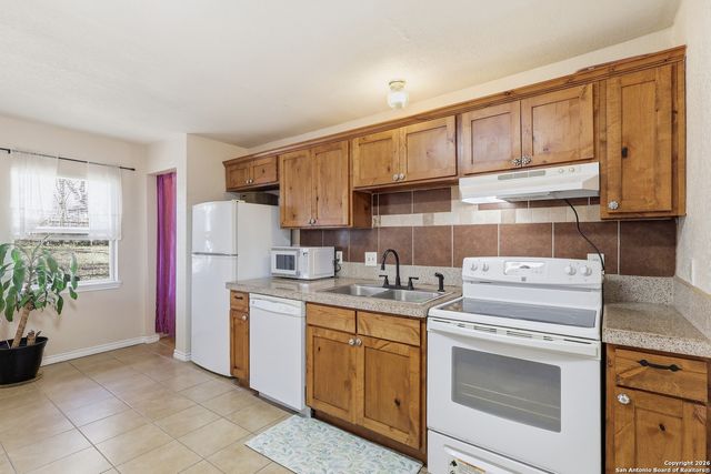 219 Karen ln, San Antonio, TX 78209