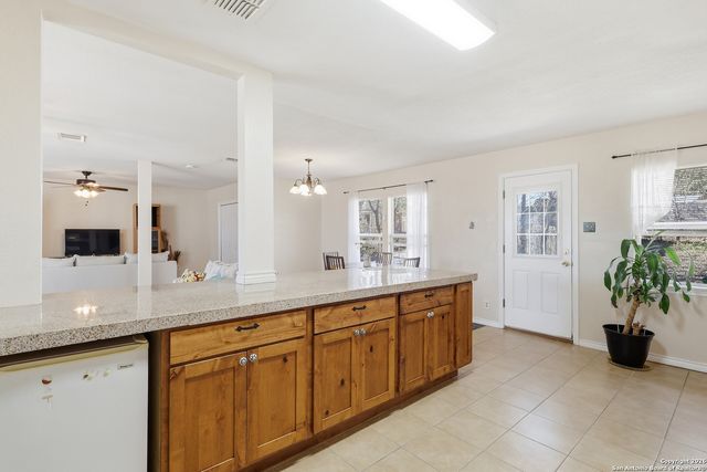 219 Karen ln, San Antonio, TX 78209