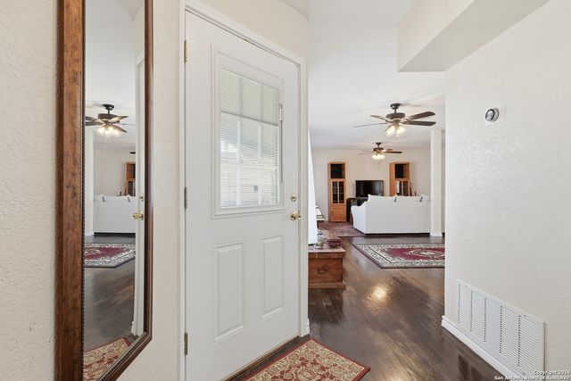 219 Karen ln, San Antonio, TX 78209