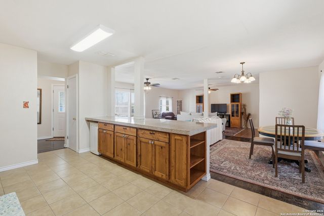 219 Karen ln, San Antonio, TX 78209