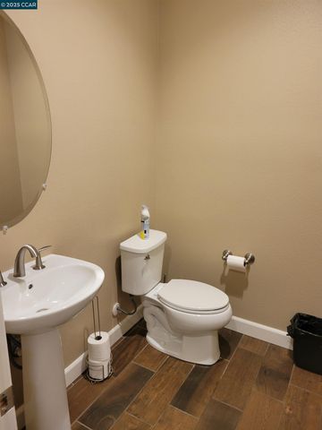 1367 Bellerose Ct, Brentwood, CA 94513