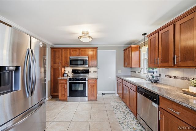 29 Siegfried Drive, Amherst, NY 14221
