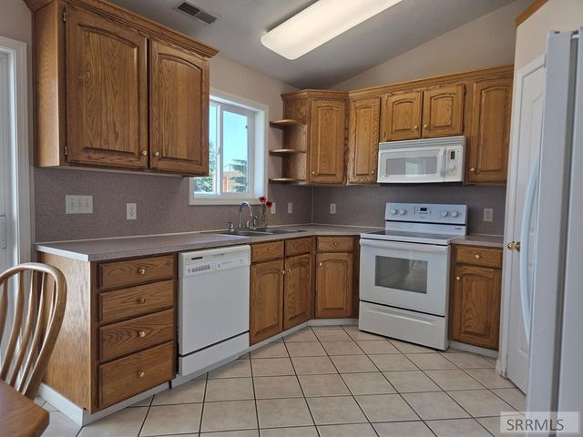343 S Teton Avenue, Sugar City, ID 83448