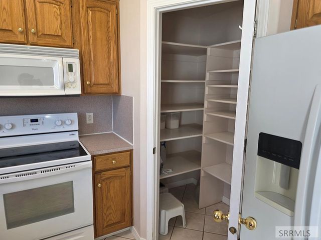 343 S Teton Avenue, Sugar City, ID 83448