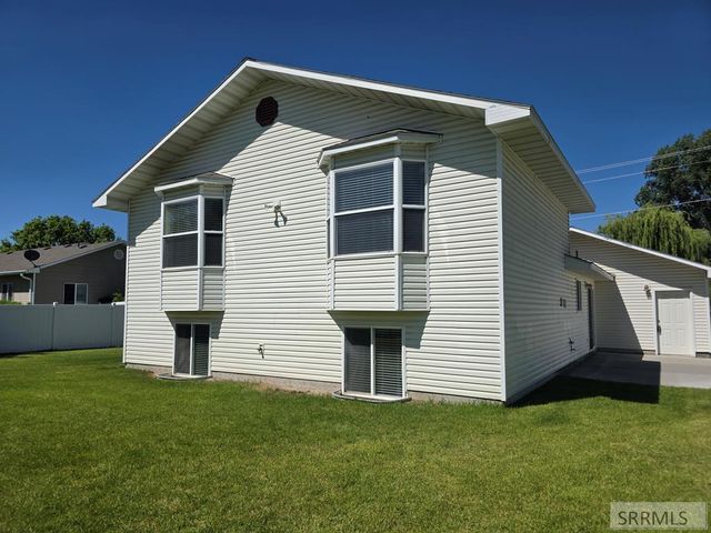 343 S Teton Avenue, Sugar City, ID 83448
