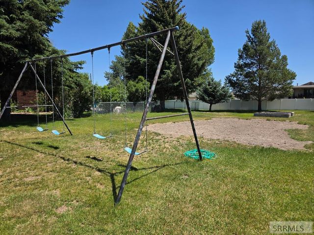 343 S Teton Avenue, Sugar City, ID 83448
