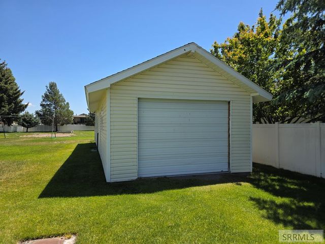 343 S Teton Avenue, Sugar City, ID 83448