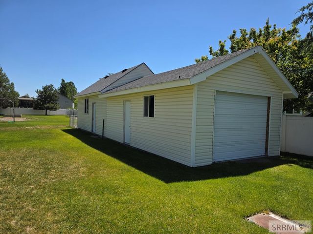 343 S Teton Avenue, Sugar City, ID 83448