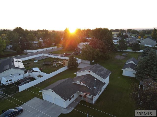 343 S Teton Avenue, Sugar City, ID 83448