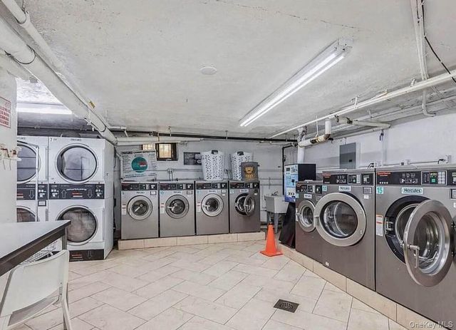 37-21 80TH Street 1F, Jackson Heights, NY 11372