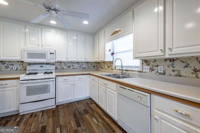 141 Apache Ridge Road, Jasper, GA 30143