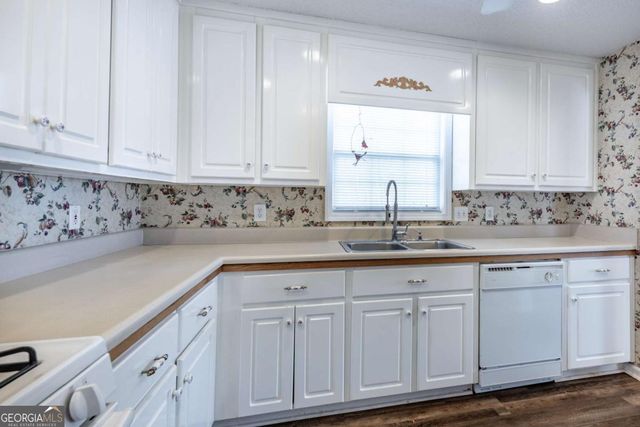 141 Apache Ridge Road, Jasper, GA 30143