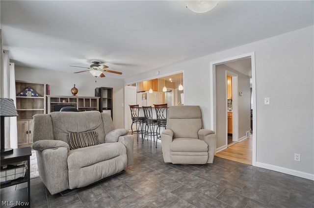 86 Hartshorn Drive, Painesville, OH 44077