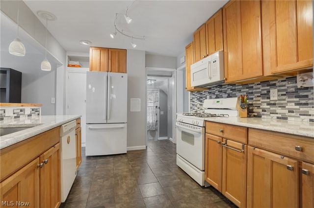 86 Hartshorn Drive, Painesville, OH 44077