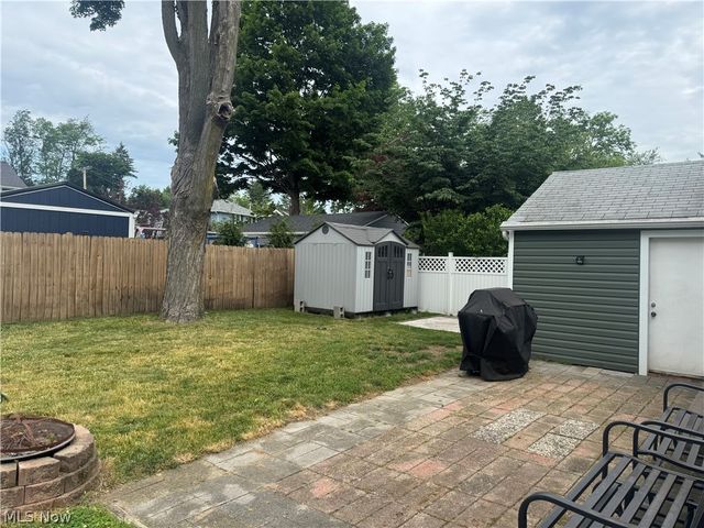86 Hartshorn Drive, Painesville, OH 44077