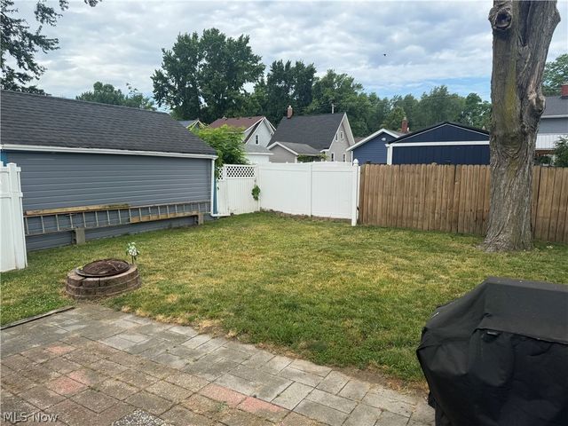 86 Hartshorn Drive, Painesville, OH 44077