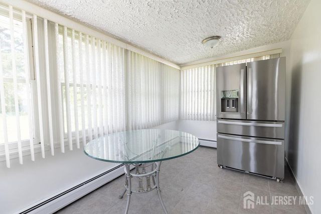 19 Jonquil Circle, Fords, NJ 08863