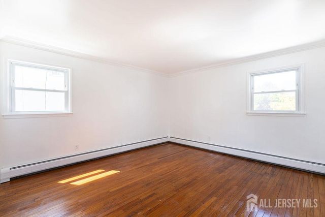 19 Jonquil Circle, Fords, NJ 08863