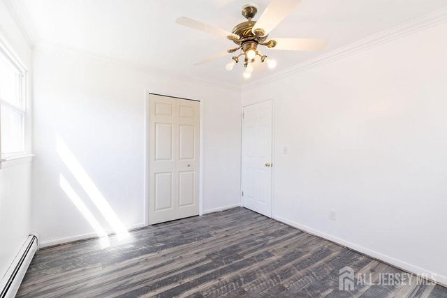 19 Jonquil Circle, Fords, NJ 08863