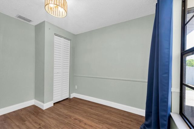 502 TIMBER BAY CIRCLE E, Oldsmar, FL 34677