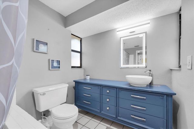 502 TIMBER BAY CIRCLE E, Oldsmar, FL 34677