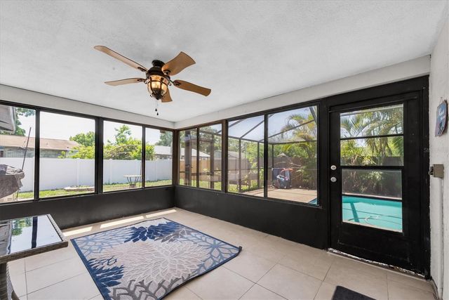 502 TIMBER BAY CIRCLE E, Oldsmar, FL 34677