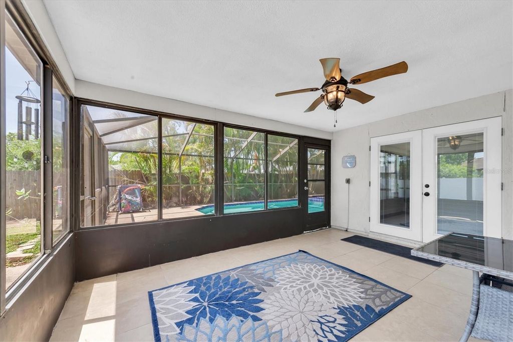 Image 27 of property listing at 502 TIMBER BAY CIRCLE E, Oldsmar, FL 34677