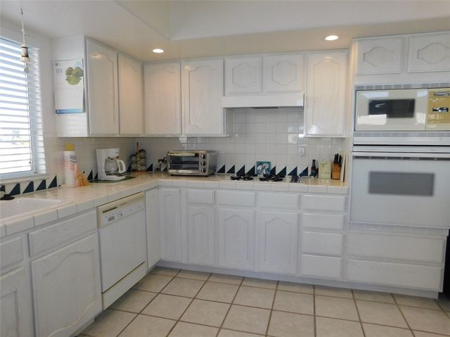 6125 S Bella Vista Drive, Fort Mohave, AZ 86426