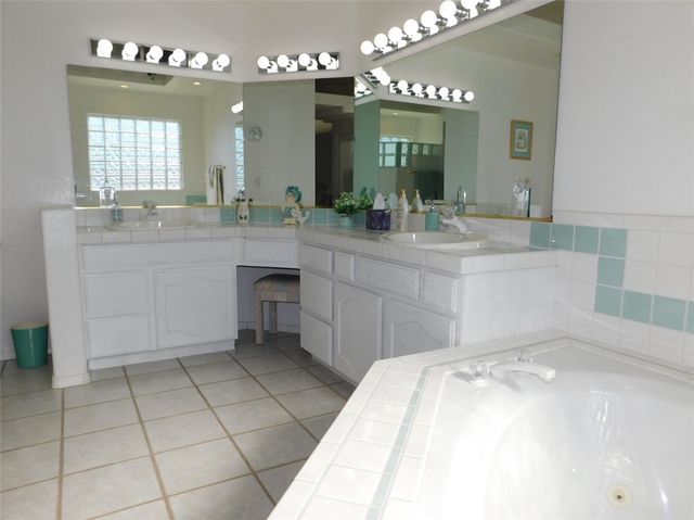 6125 S Bella Vista Drive, Fort Mohave, AZ 86426