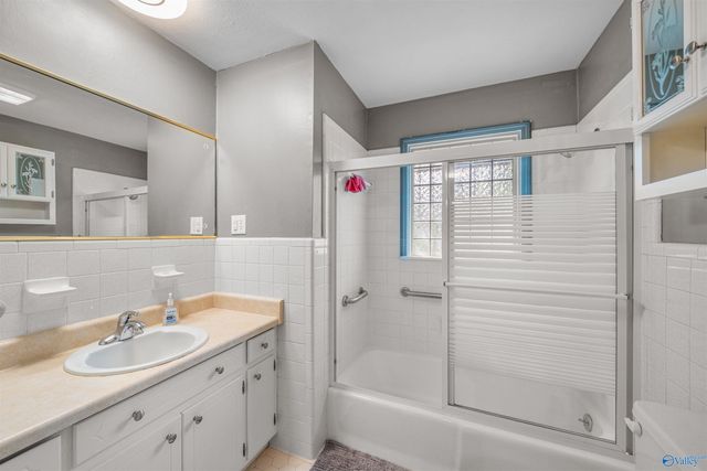 305 S 8th Street, Gadsden, AL 35901