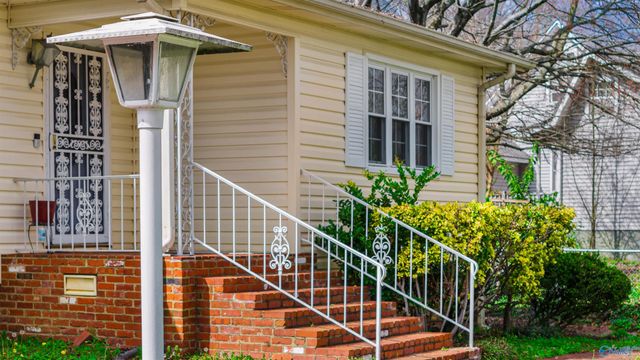 305 S 8th Street, Gadsden, AL 35901