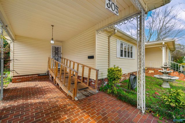 305 S 8th Street, Gadsden, AL 35901