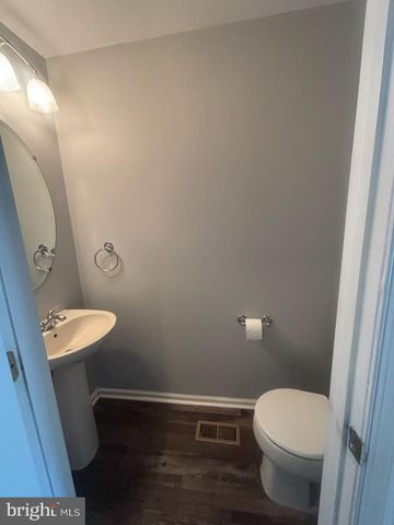 2601 GRAMERCY WAY, Mt Laurel, NJ 08054