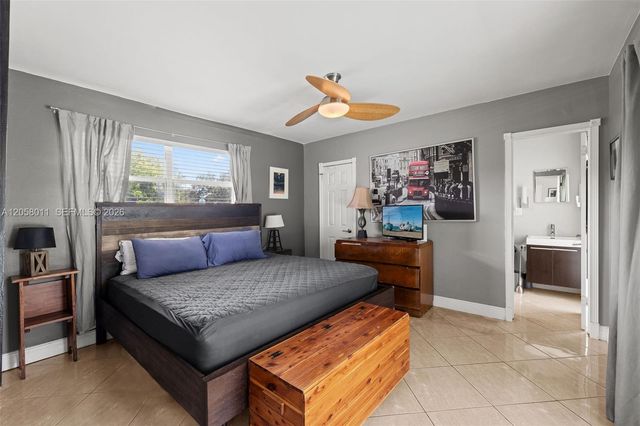 3230 SW 23rd St, Fort Lauderdale, FL 33312