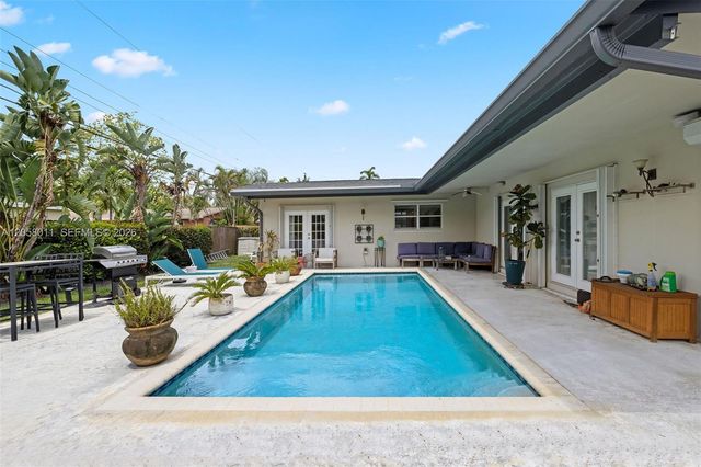 3230 SW 23rd St, Fort Lauderdale, FL 33312