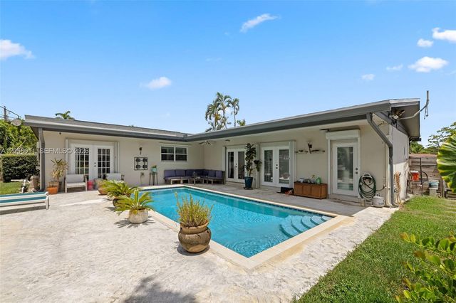 3230 SW 23rd St, Fort Lauderdale, FL 33312