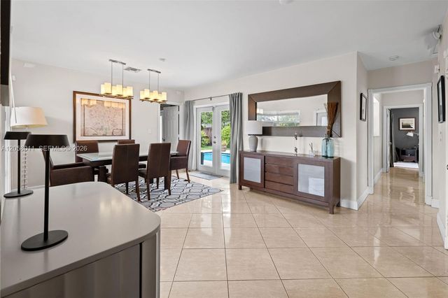 3230 SW 23rd St, Fort Lauderdale, FL 33312