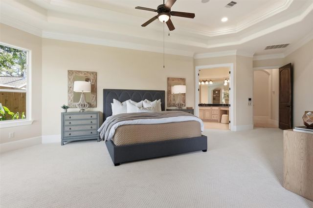 9120 Kenilworth Street, Houston, TX 77024