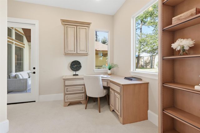 9120 Kenilworth Street, Houston, TX 77024